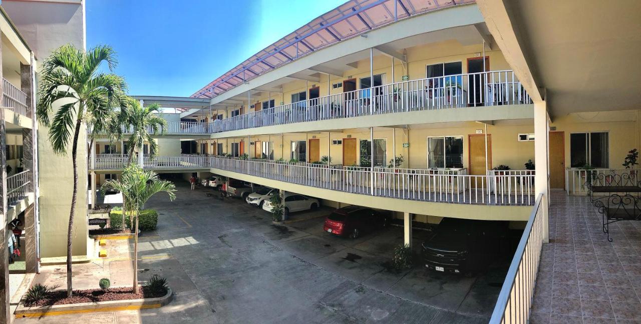 Hotel Del Camino Real El Grullo ภายนอก รูปภาพ