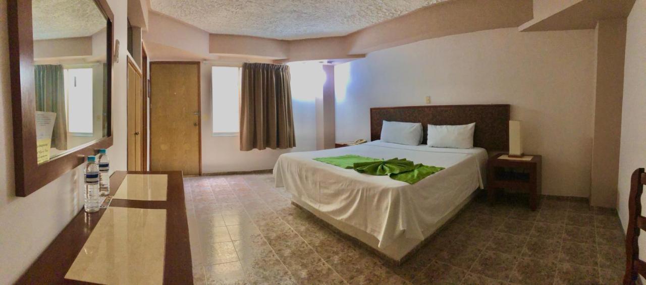 Hotel Del Camino Real El Grullo ภายนอก รูปภาพ