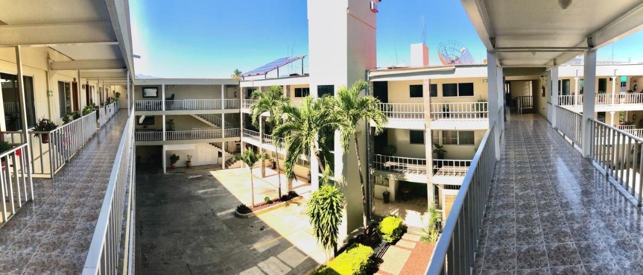 Hotel Del Camino Real El Grullo ภายนอก รูปภาพ